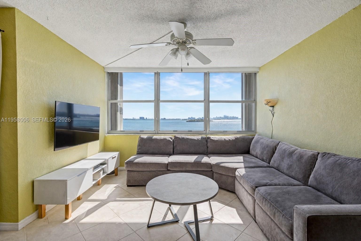 11930 N Bayshore Dr 606