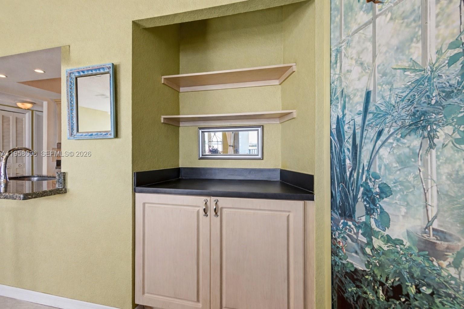 MAJORCA TOWERS CONDO - Residential