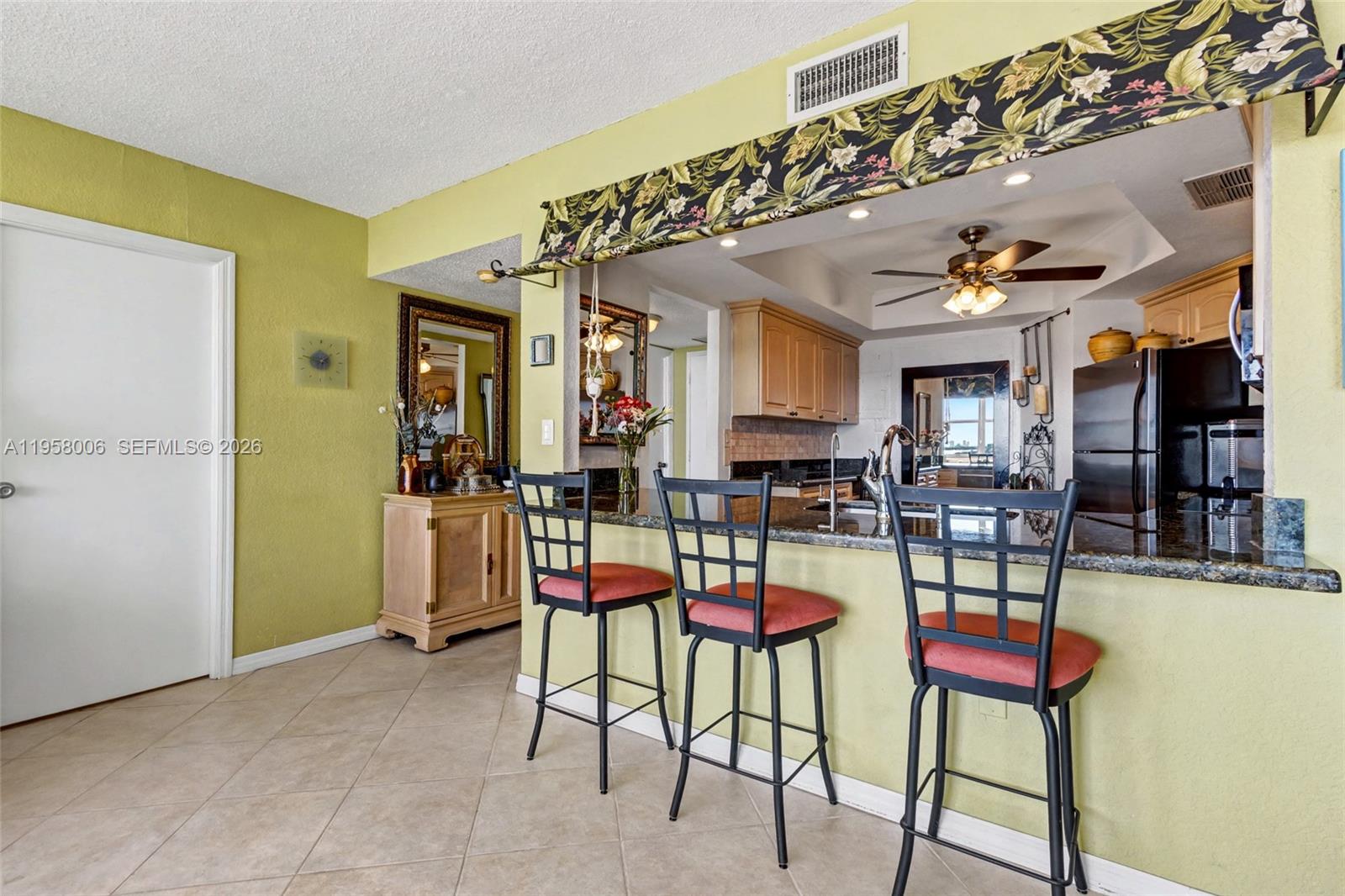 MAJORCA TOWERS CONDO - Residential