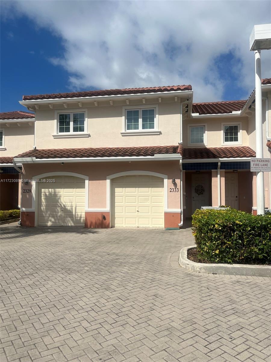 2333 Se 5th St 2333, Pompano Beach, Broward County, Florida - 3 Bedrooms  
3 Bathrooms - 