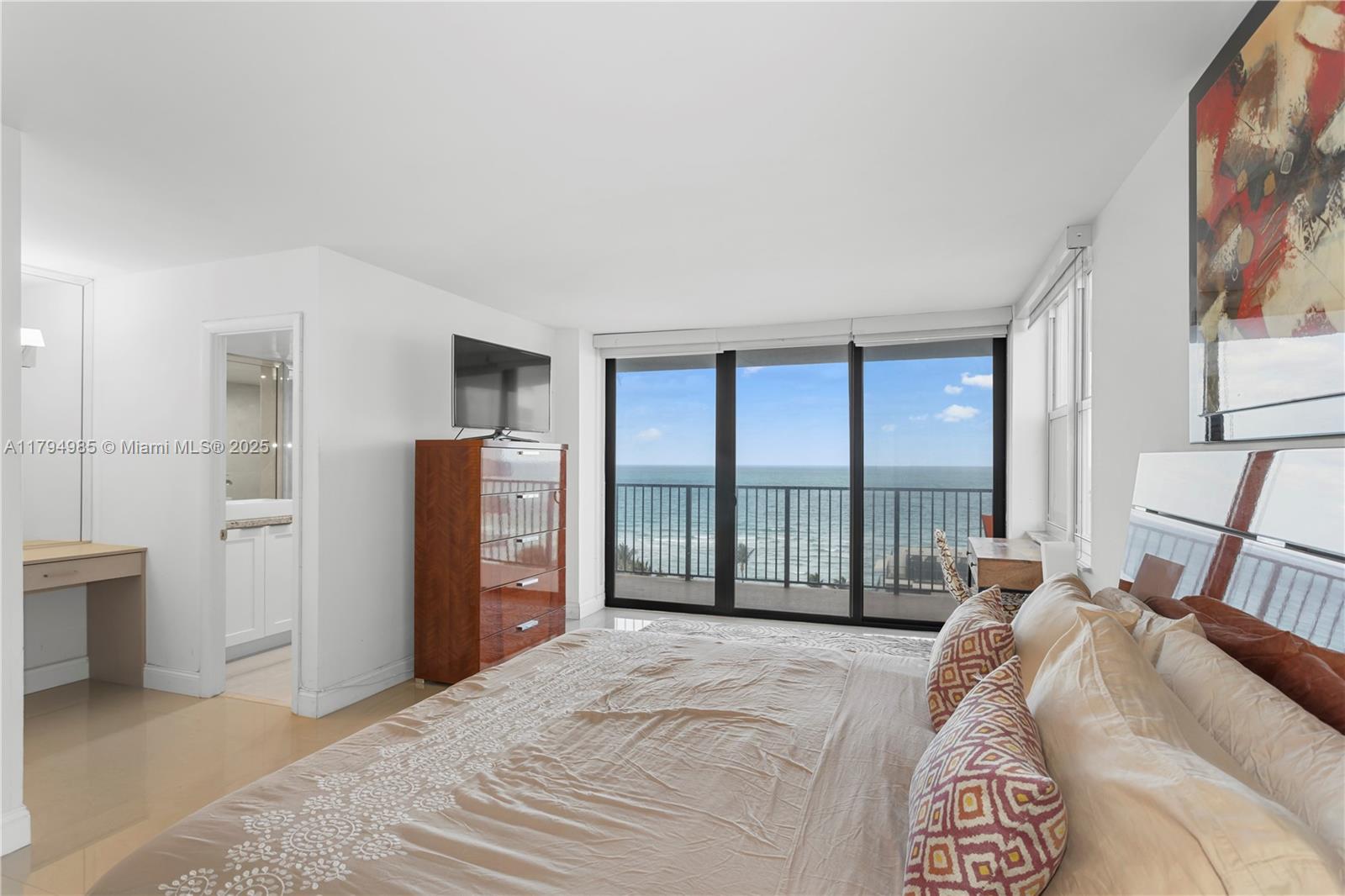 2101 S Ocean Dr 1001