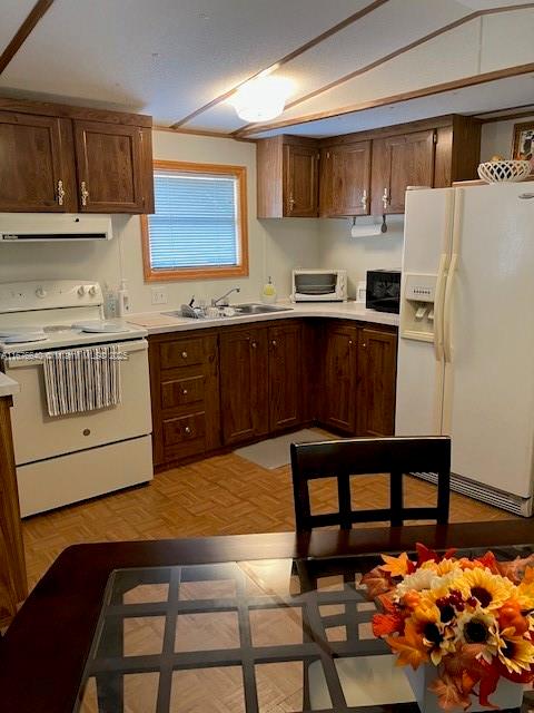 GATEWAY ESTATES PK CONDO - Residential