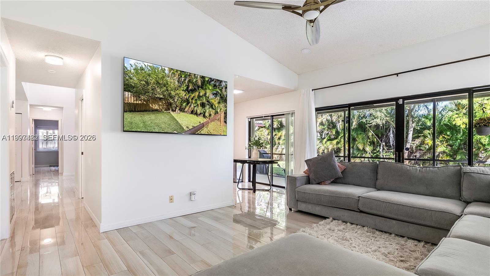 THE CROSSINGS - Residential