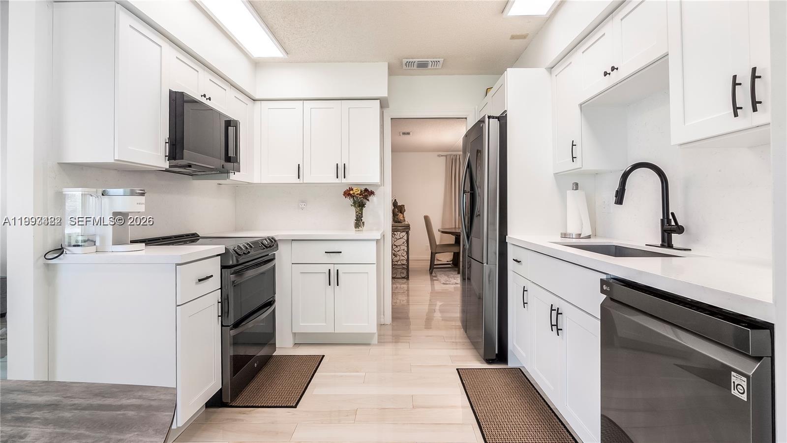 THE CROSSINGS - Residential