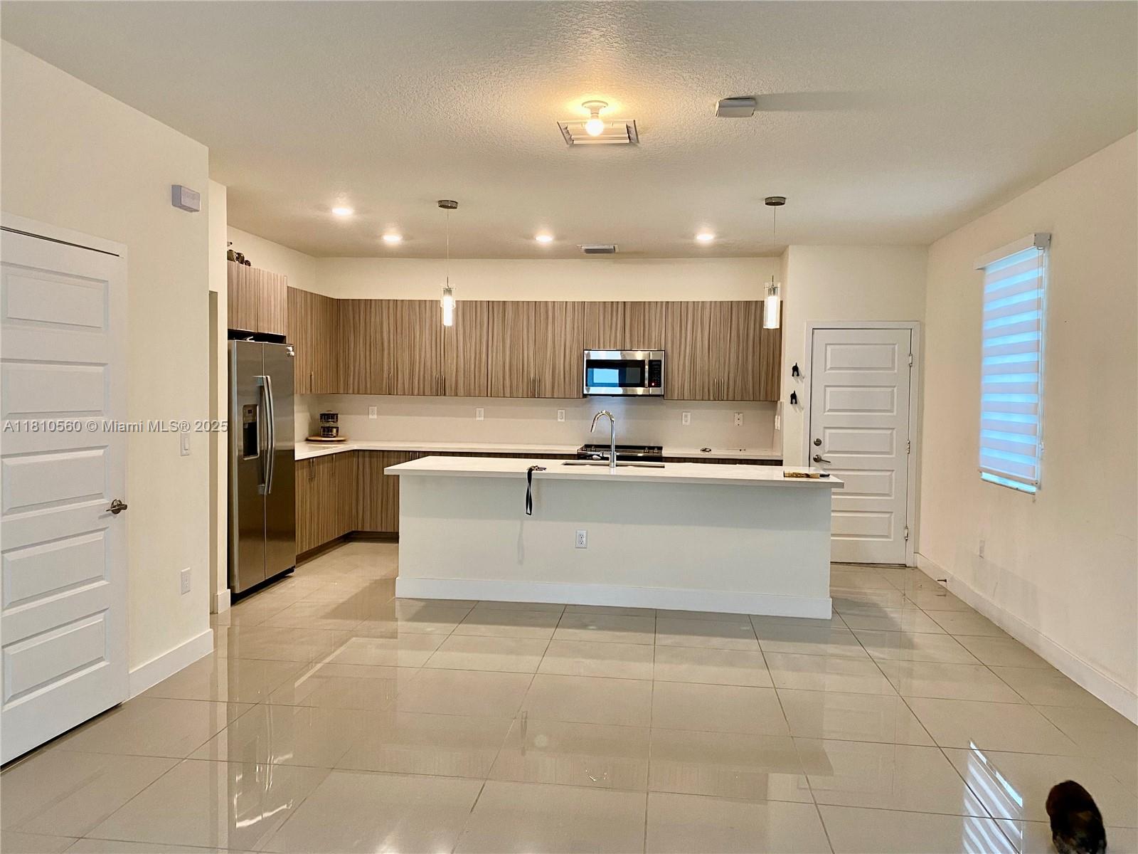 4980 Nw 83rd Ave 4980, Doral, Miami-Dade County, Florida - 4 Bedrooms  
3 Bathrooms - 