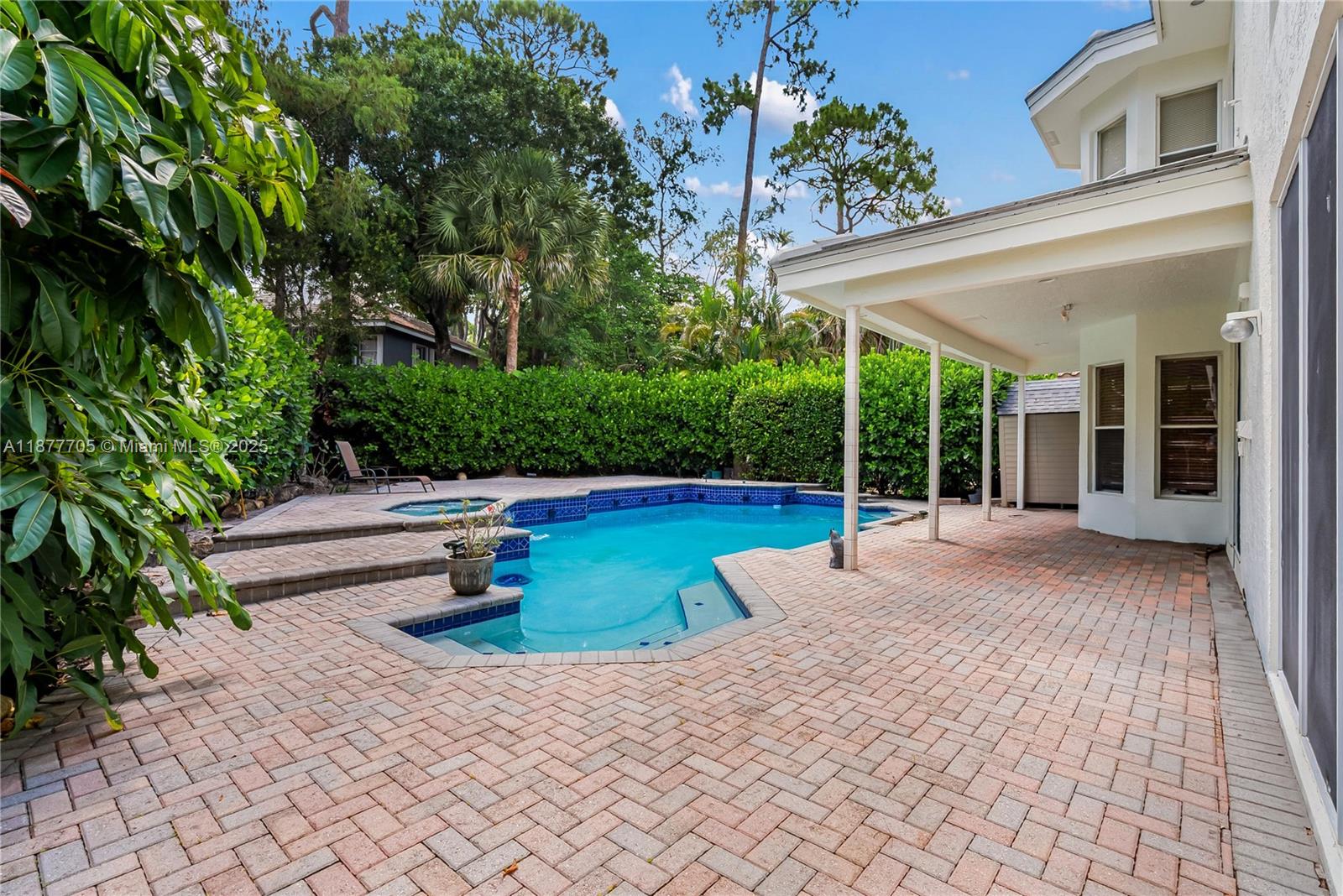 WOODSIDE VILLAGE SEC ONE - Residential