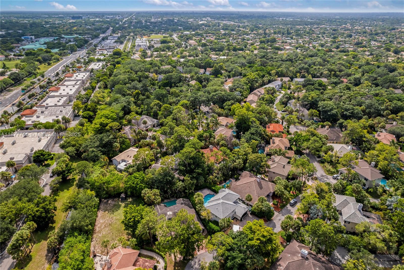 WOODSIDE VILLAGE SEC ONE - Residential