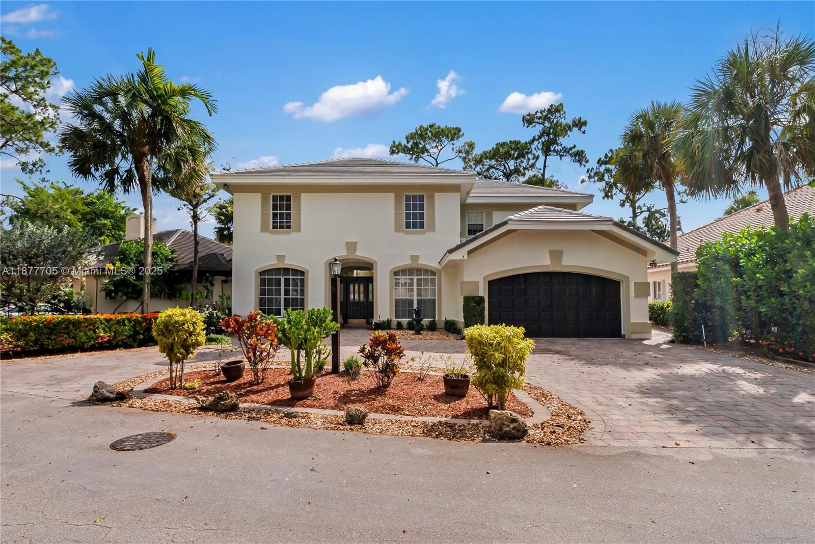 WOODSIDE VILLAGE SEC ONE - Residential