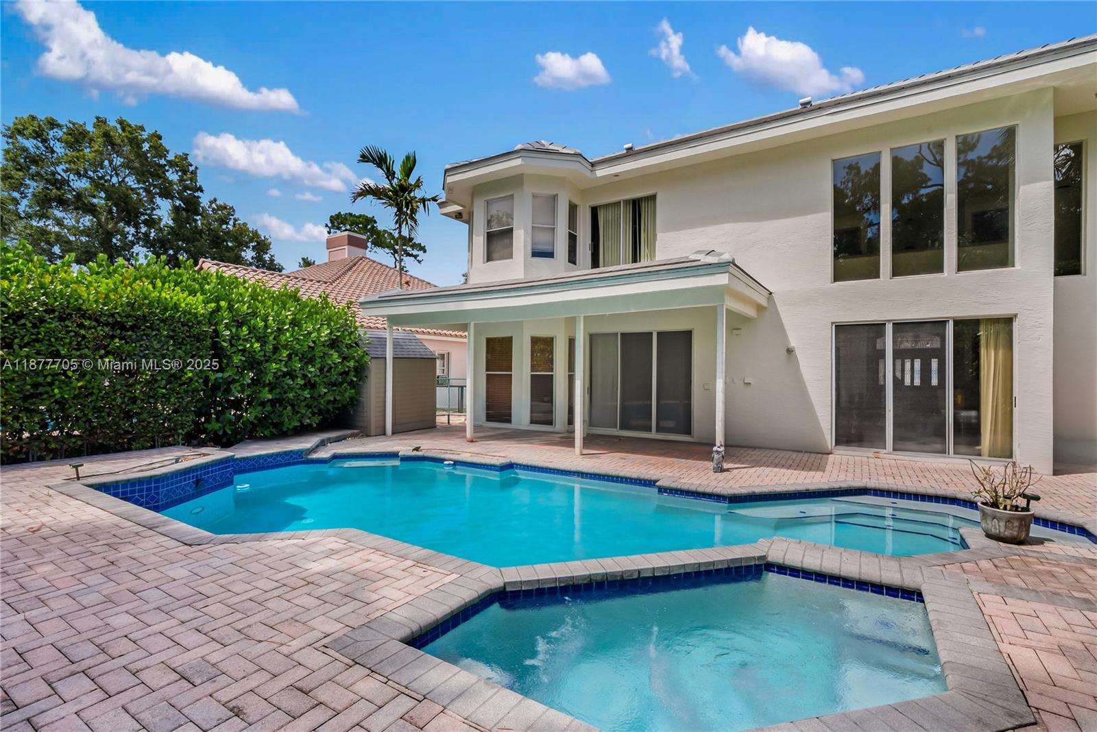 WOODSIDE VILLAGE SEC ONE - Residential