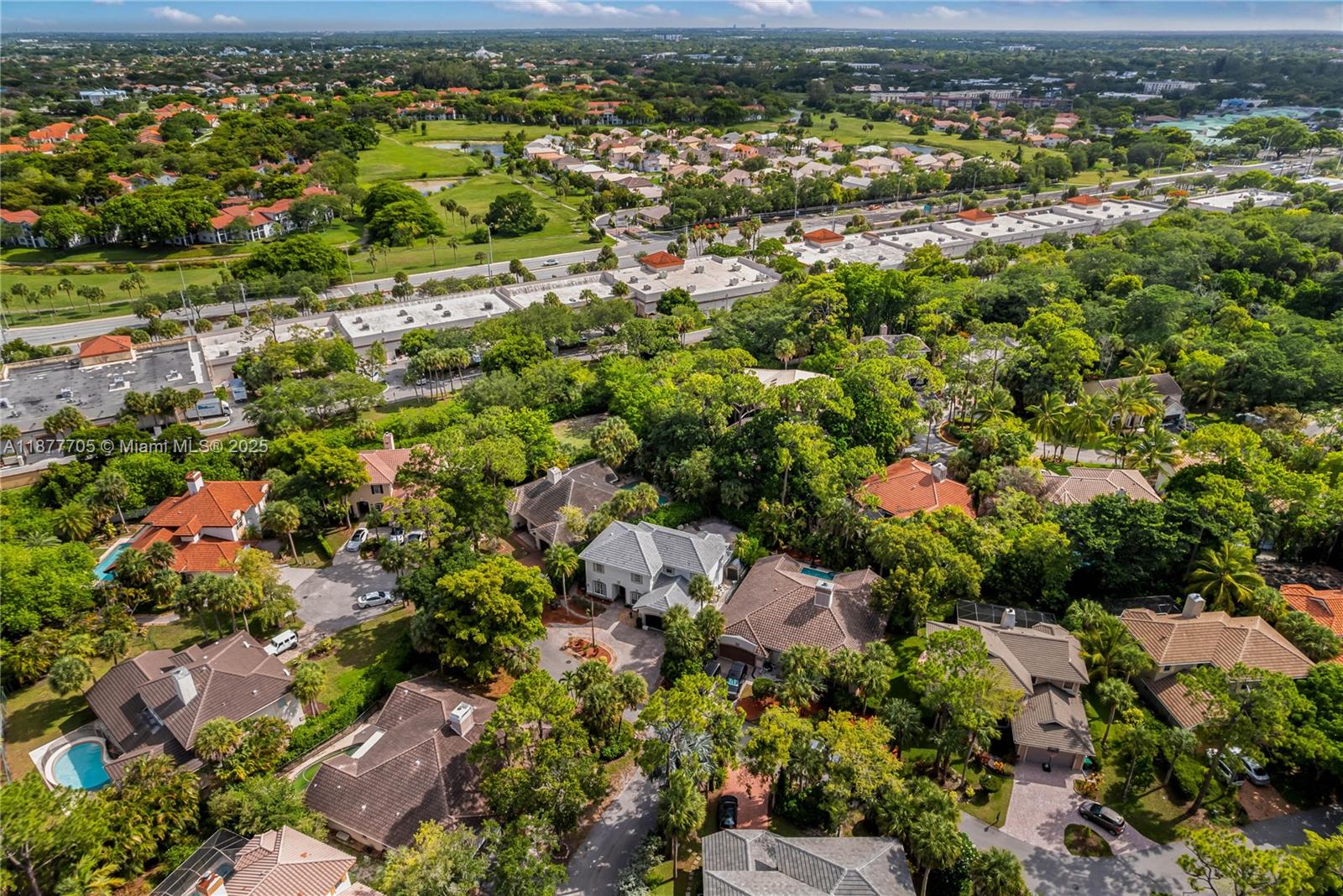 WOODSIDE VILLAGE SEC ONE - Residential