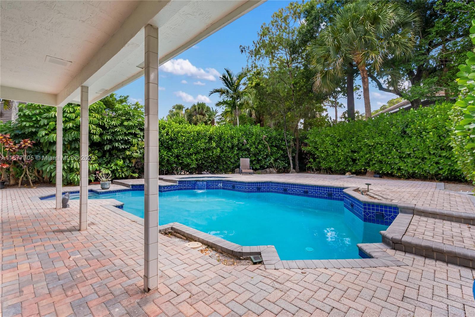 WOODSIDE VILLAGE SEC ONE - Residential