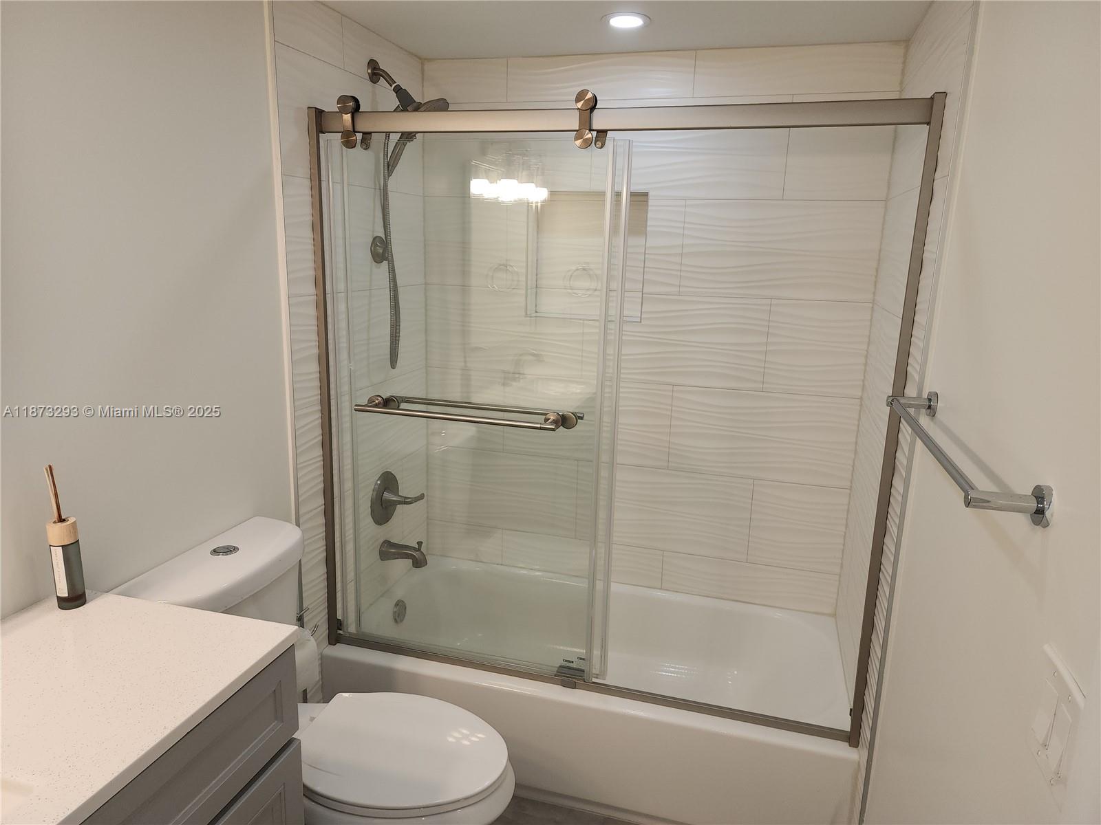 BOCAR CONDO - Residential