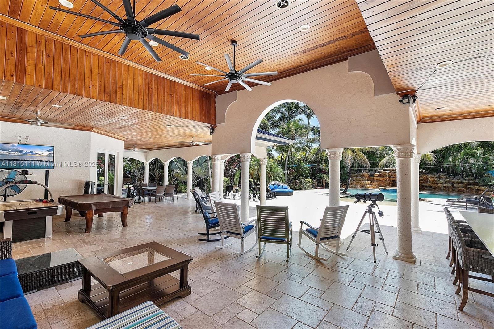 SILVER PALM CITY - Residential