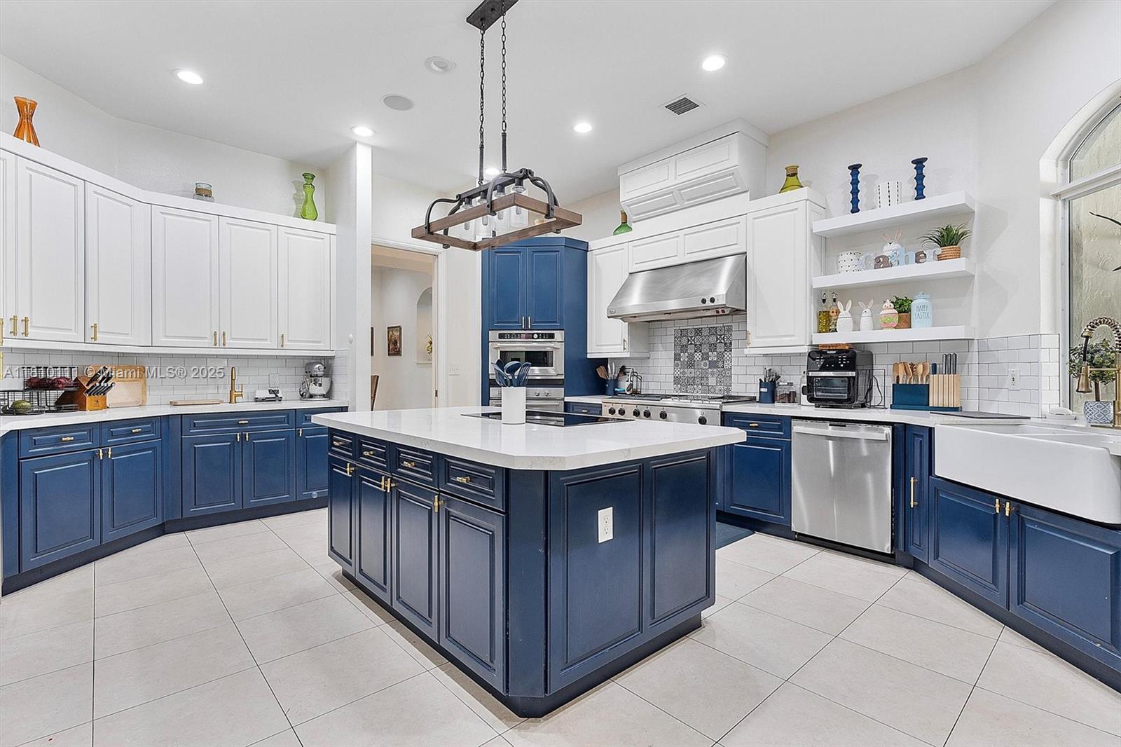 SILVER PALM CITY - Residential