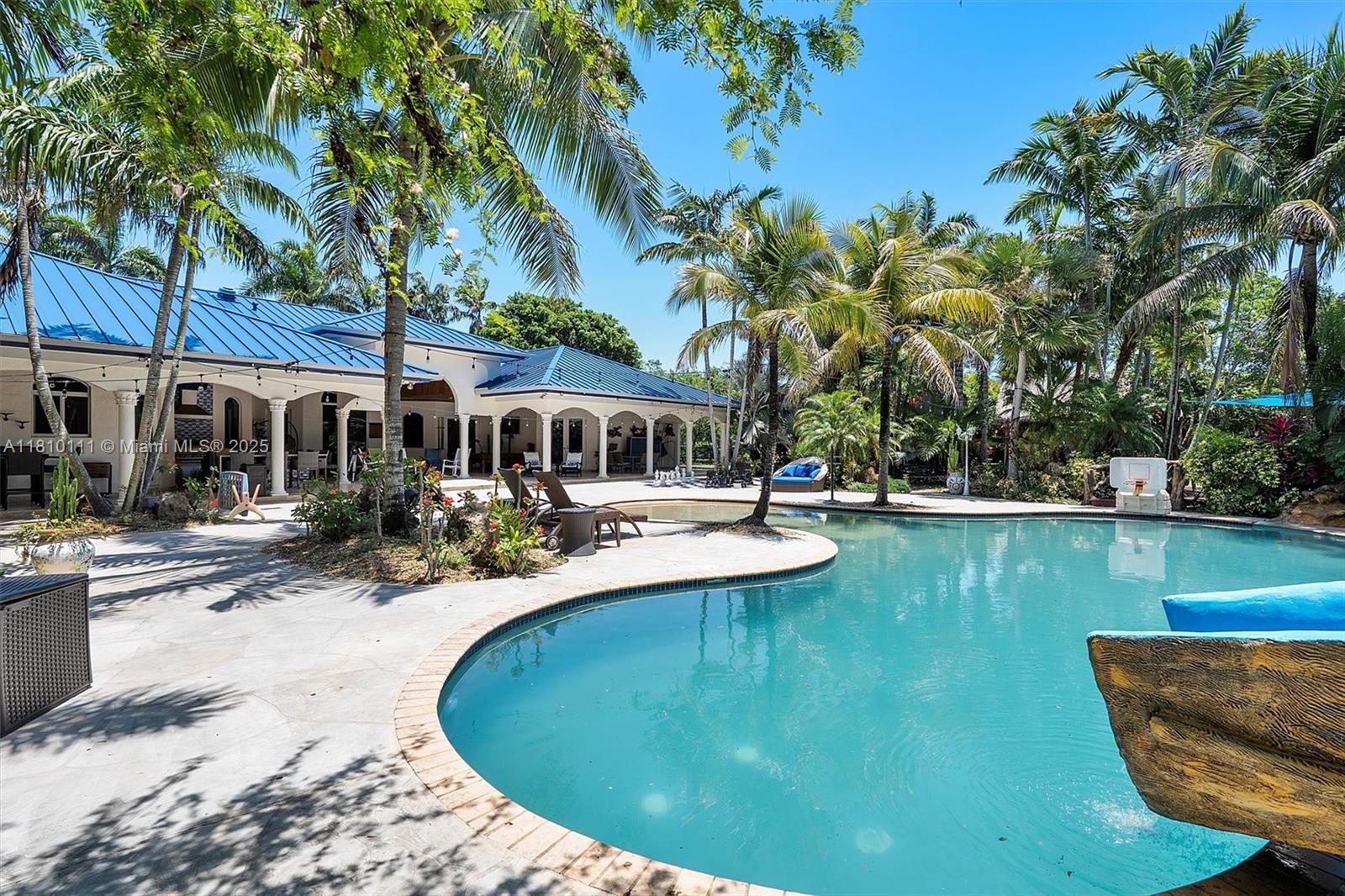 SILVER PALM CITY - Residential