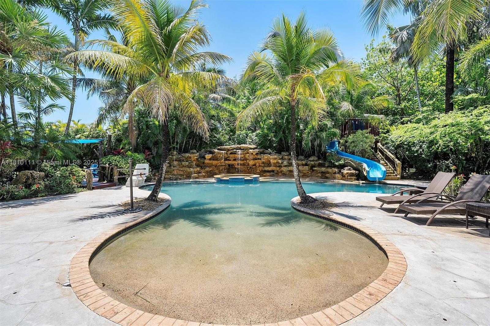 SILVER PALM CITY - Residential