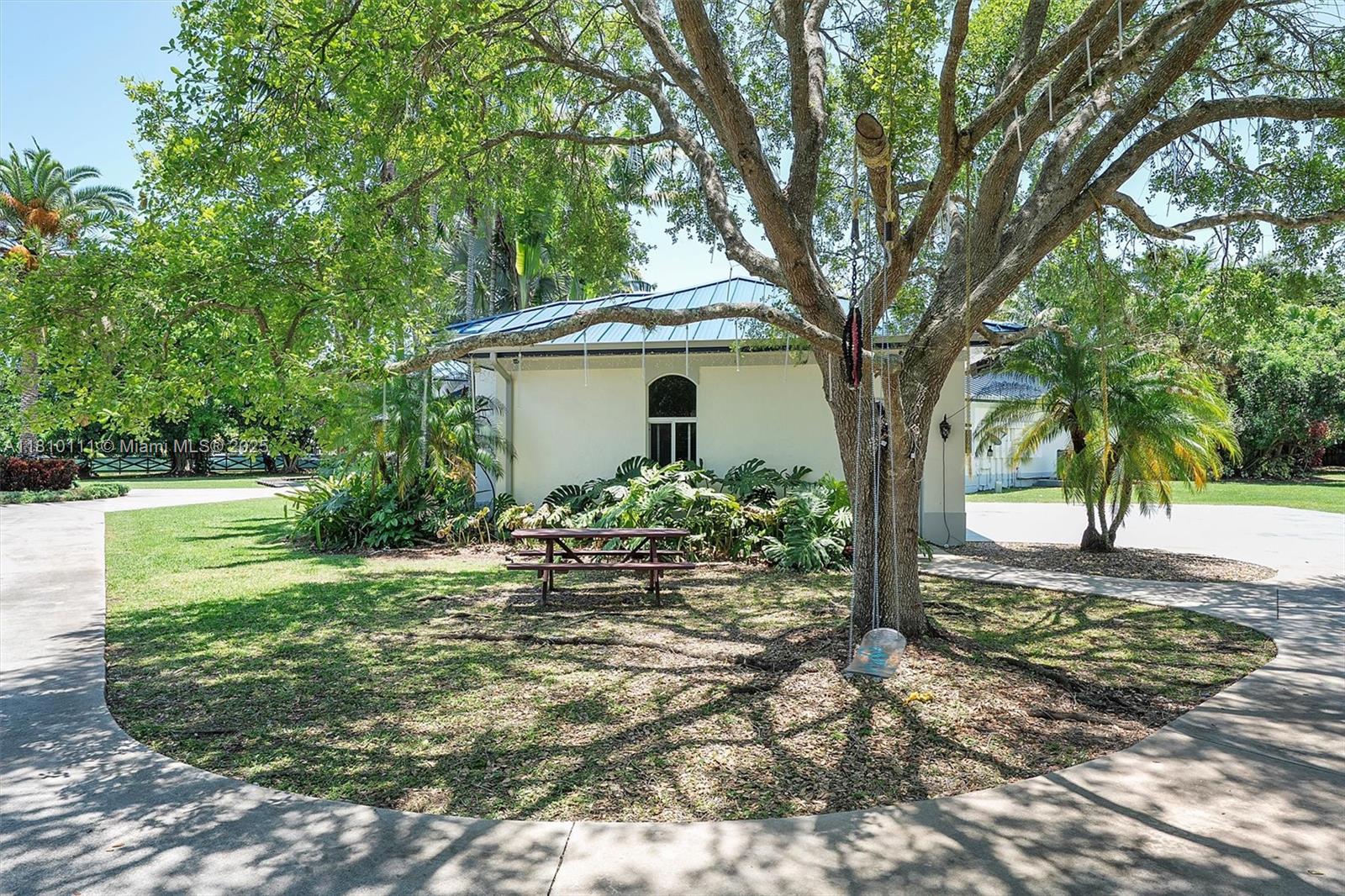 SILVER PALM CITY - Residential