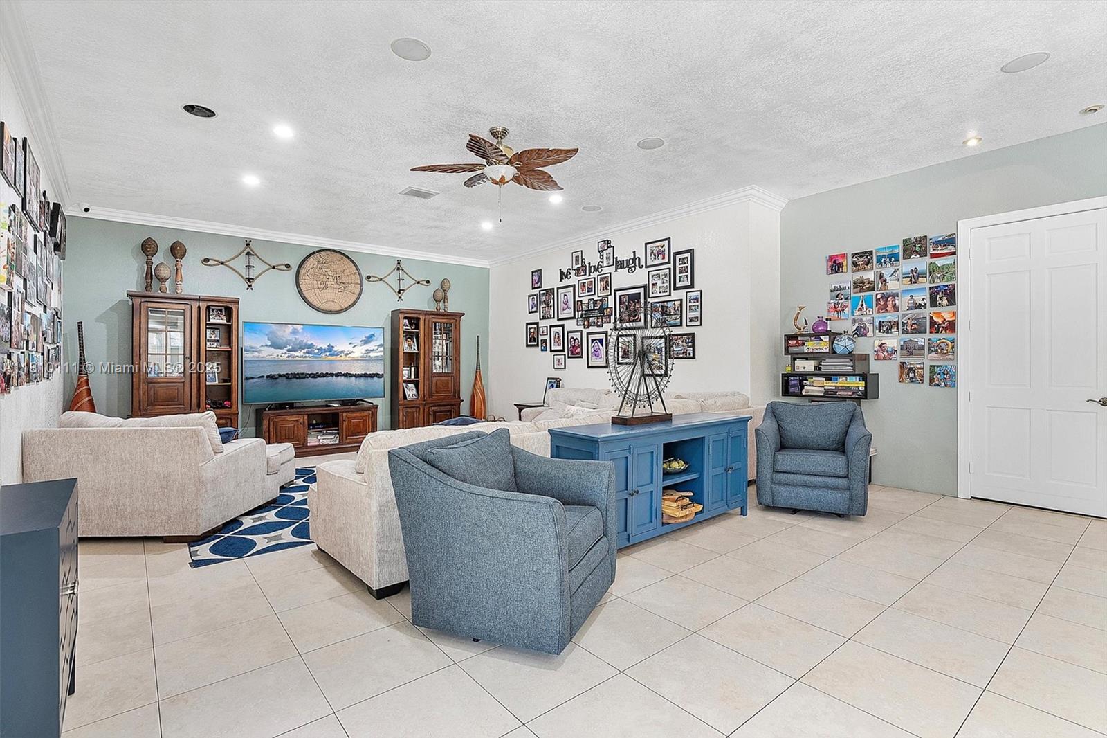 SILVER PALM CITY - Residential