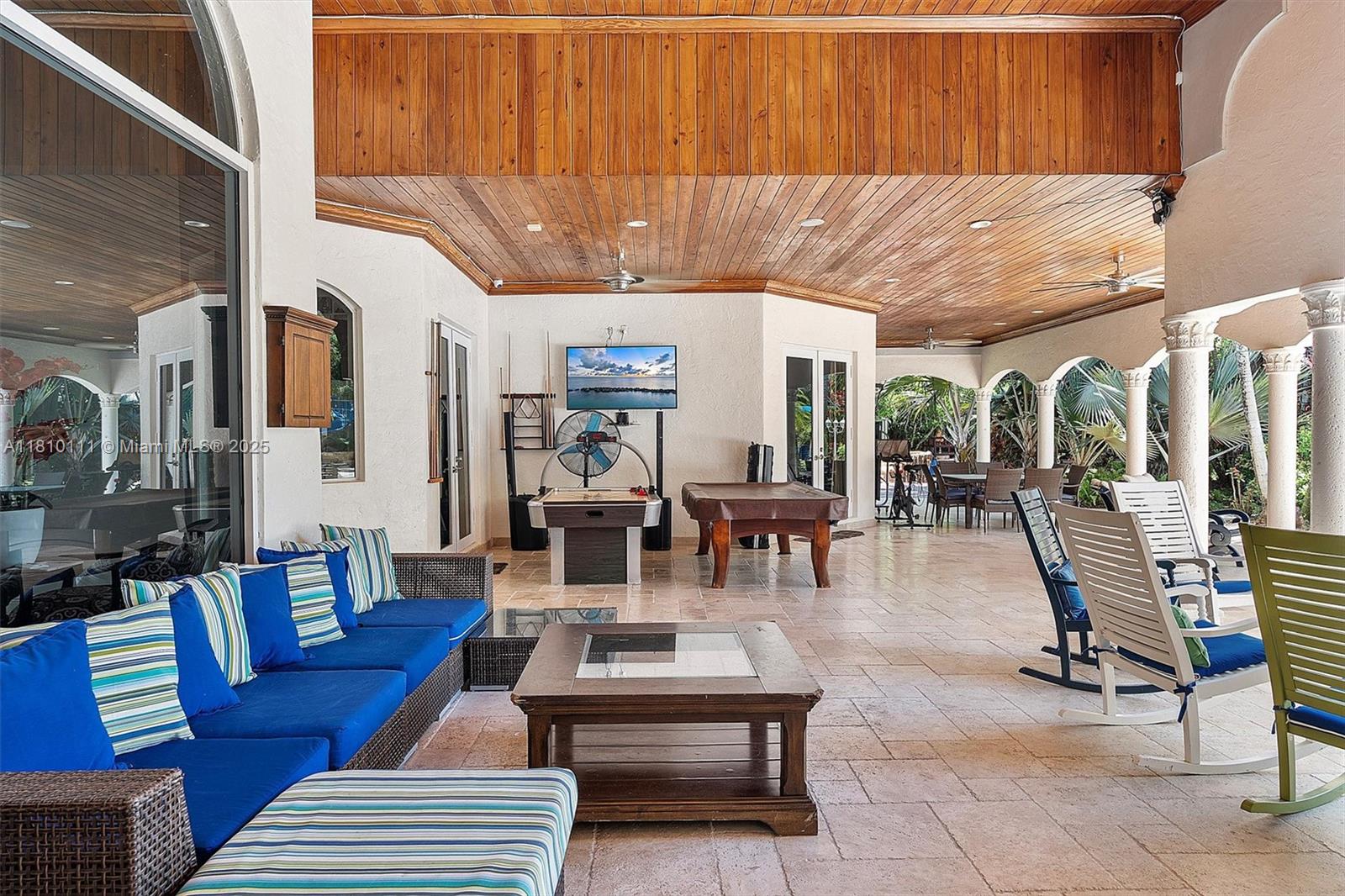 SILVER PALM CITY - Residential