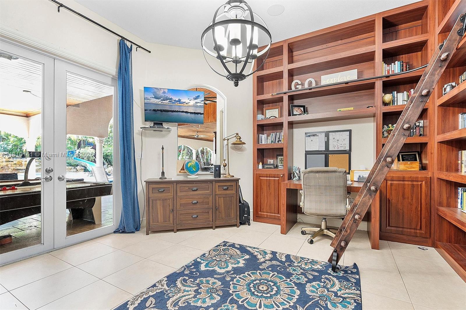SILVER PALM CITY - Residential