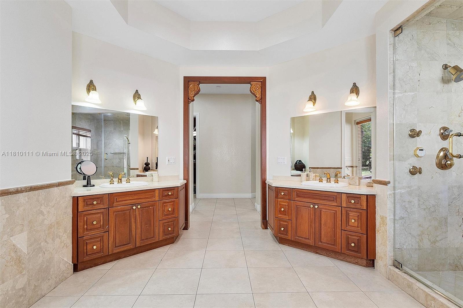 SILVER PALM CITY - Residential