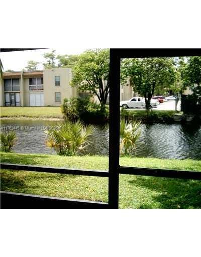4147 Nw 19th St 4147, Lauderhill, Miami-Dade County, Florida - 3 Bedrooms  
3 Bathrooms - 