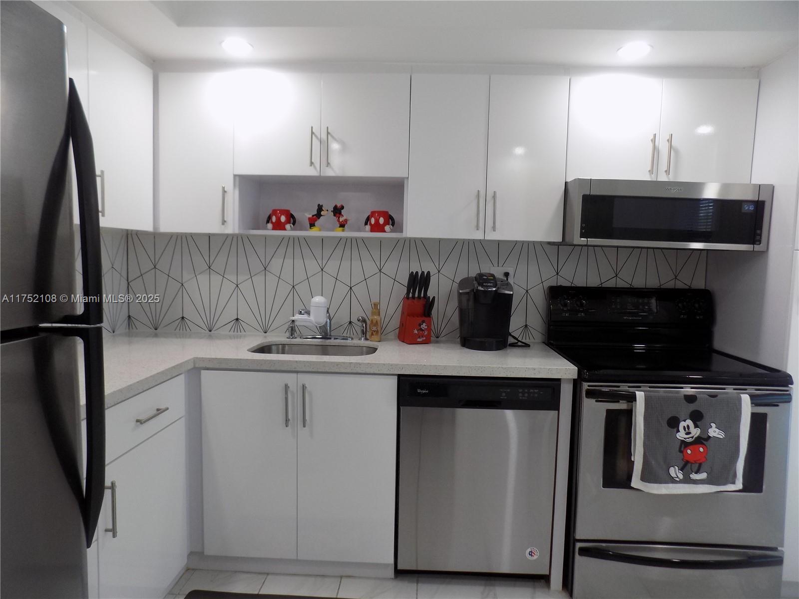 NO 41 PALM-AIRE COUNTRY C - Residential