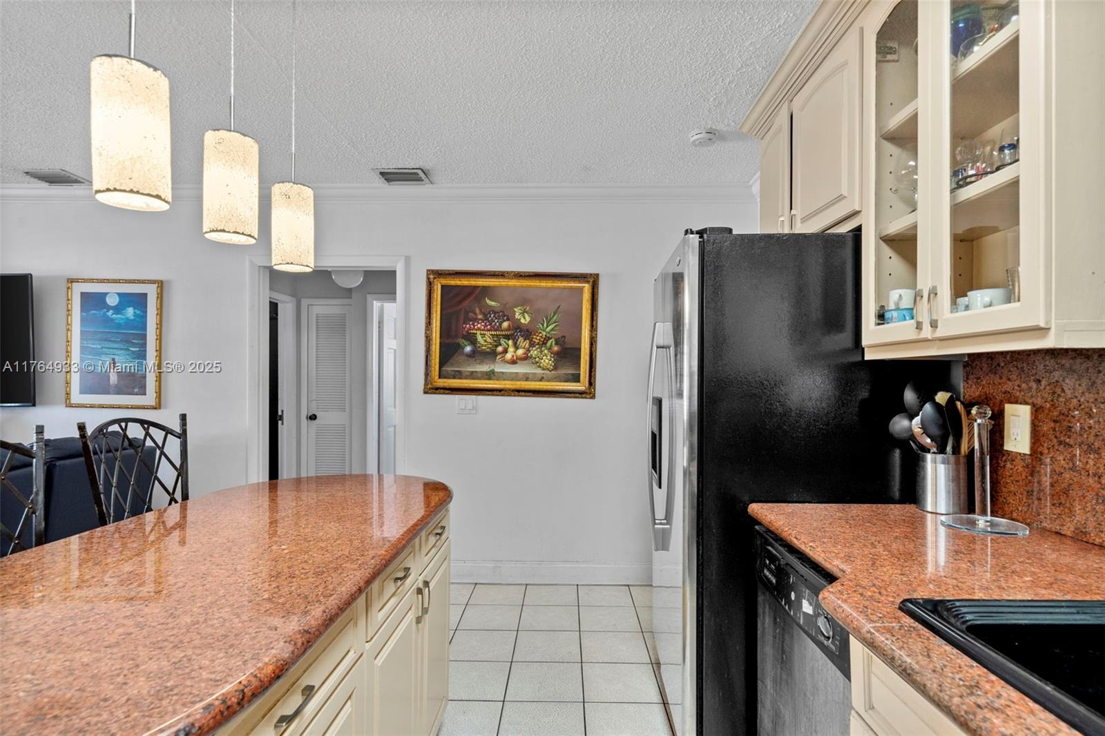 DUAL CONDO NO 1 - Residential
