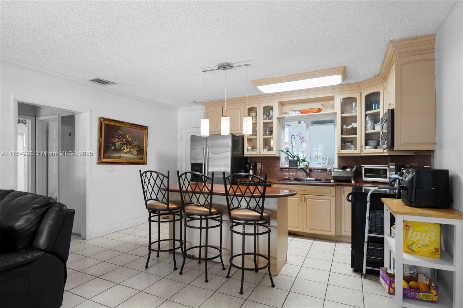DUAL CONDO NO 1 - Residential