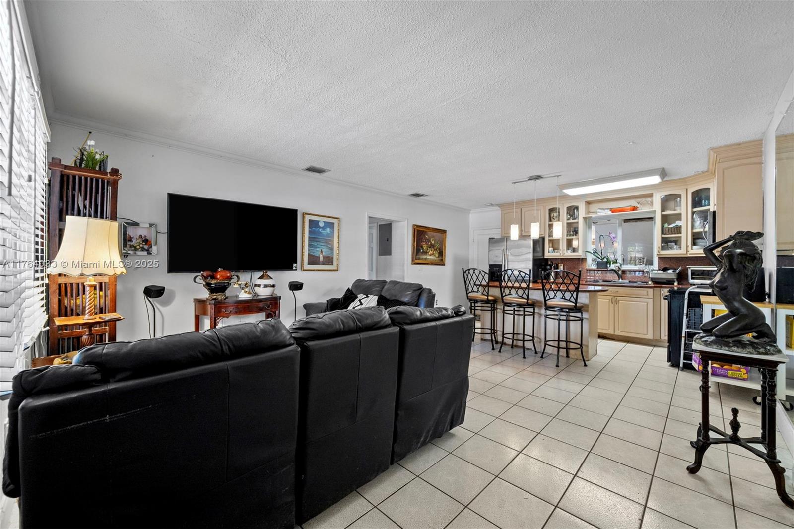 DUAL CONDO NO 1 - Residential