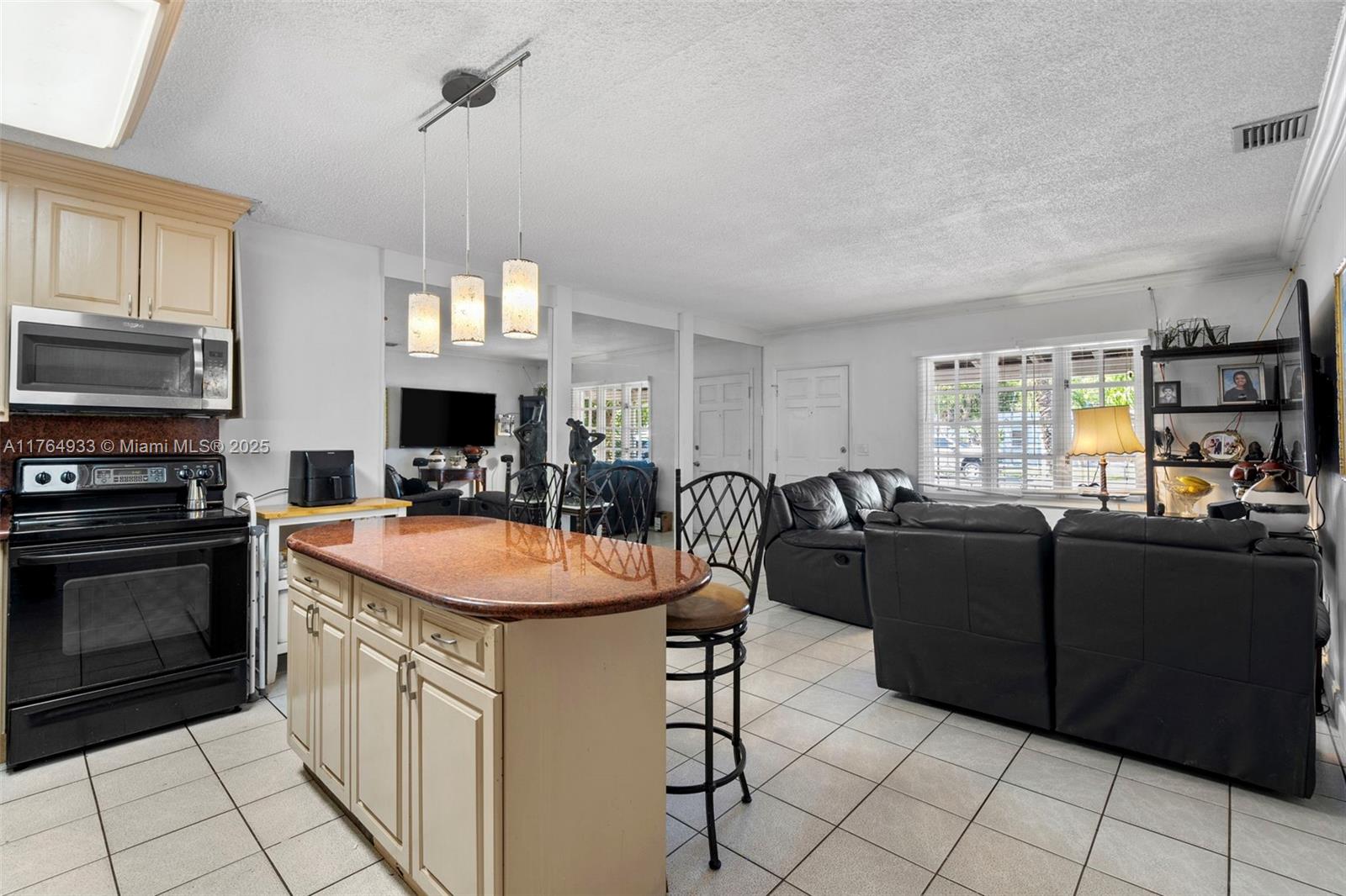 DUAL CONDO NO 1 - Residential