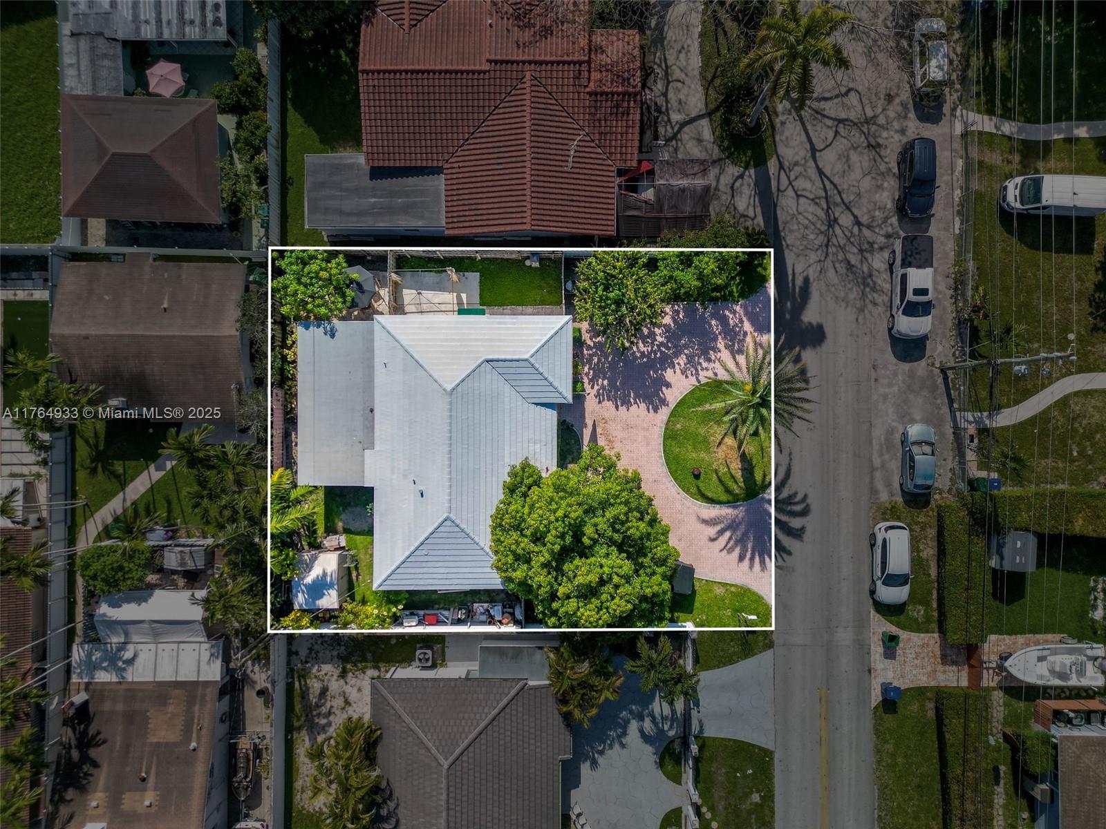 DUAL CONDO NO 1 - Residential