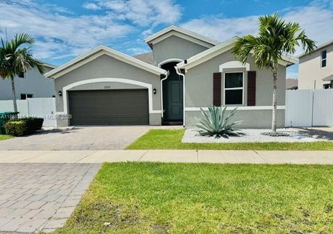 Photo of 13237 SW 271st Ter, Homestead, FL 33032 (MLS # A11868165)