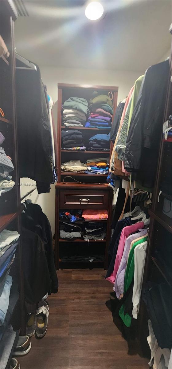 SECTOR 3 - PARCELS H I J - Residential Lease