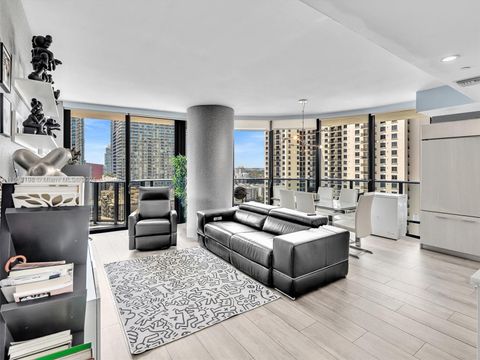 Condominium in Miami FL 45 9th St.jpg