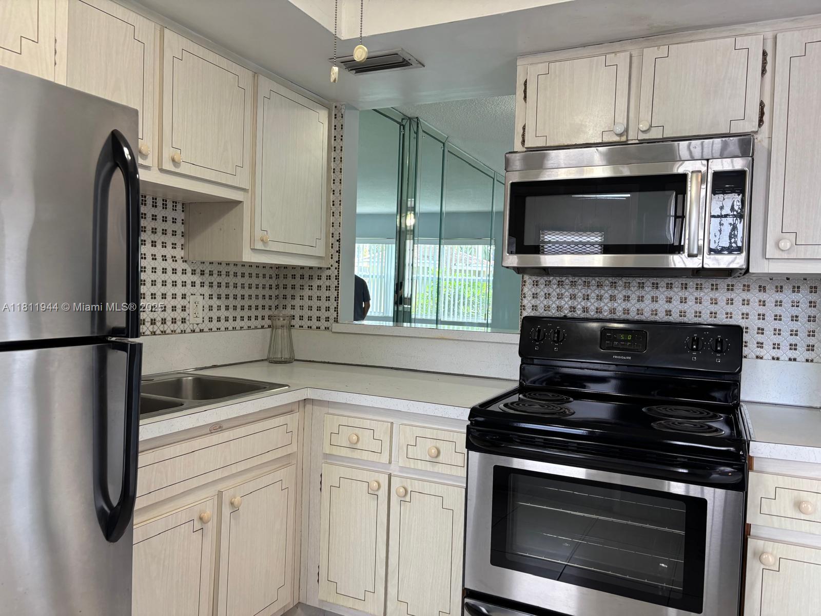 Property for Sale at 1333 E Hallandale Beach Blvd 134, Hallandale Beach, Broward County, Florida - Bedrooms: 1 
Bathrooms: 1  - $165,000