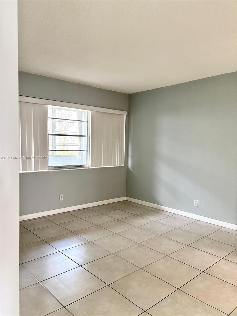APRIL MIST CONDO - Residential