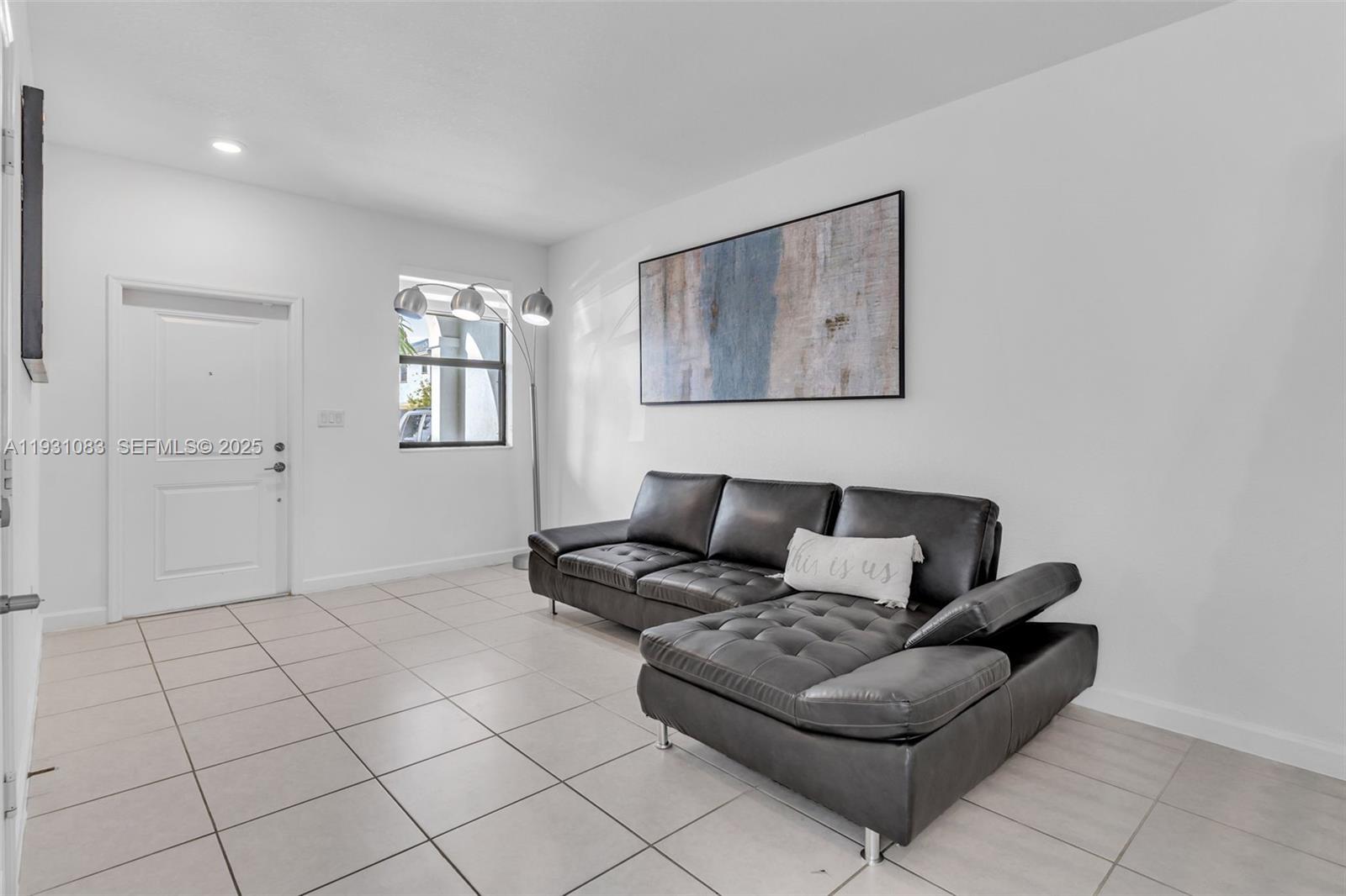 PINE ISLE - Residential Lease