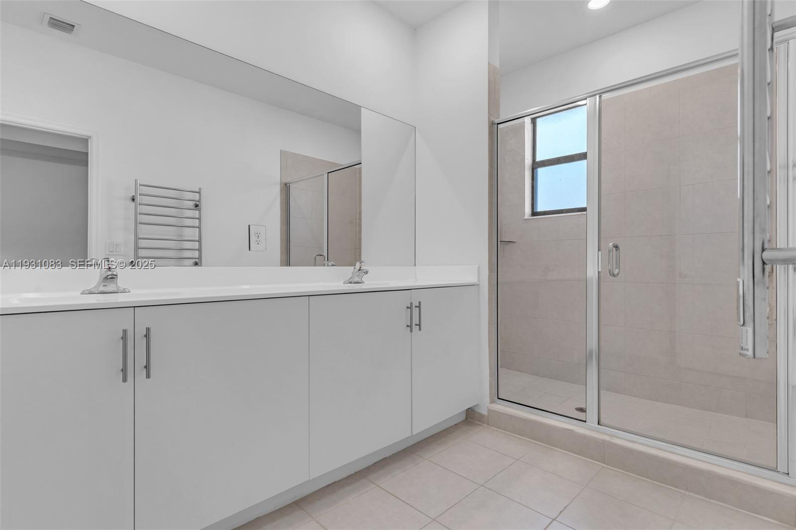 PINE ISLE - Residential Lease