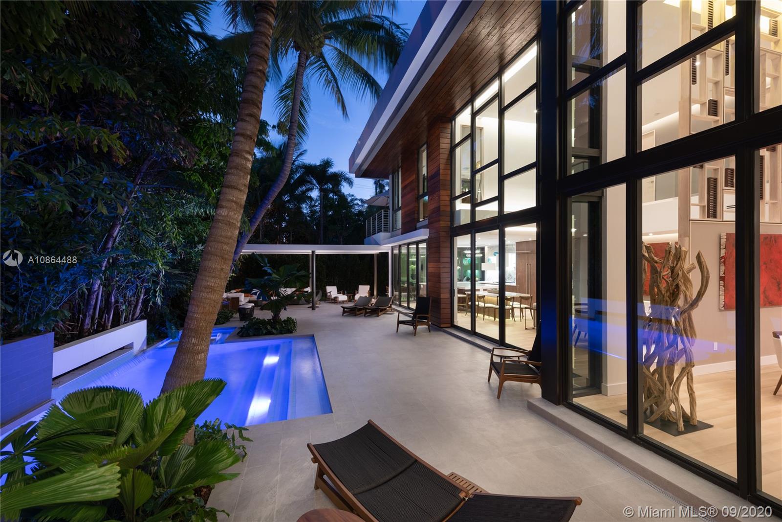 CRYSTAL BLUFF - Residential