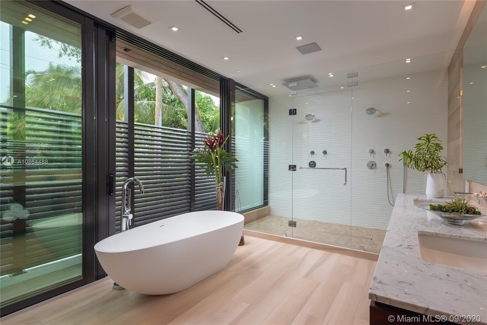 CRYSTAL BLUFF - Residential