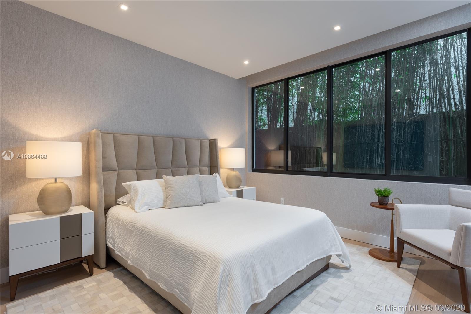 CRYSTAL BLUFF - Residential