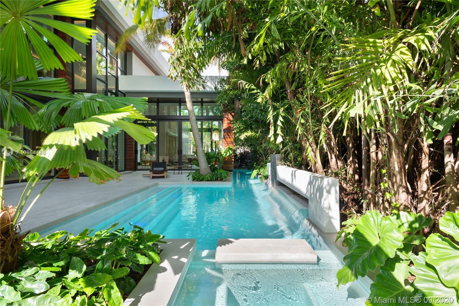 CRYSTAL BLUFF - Residential