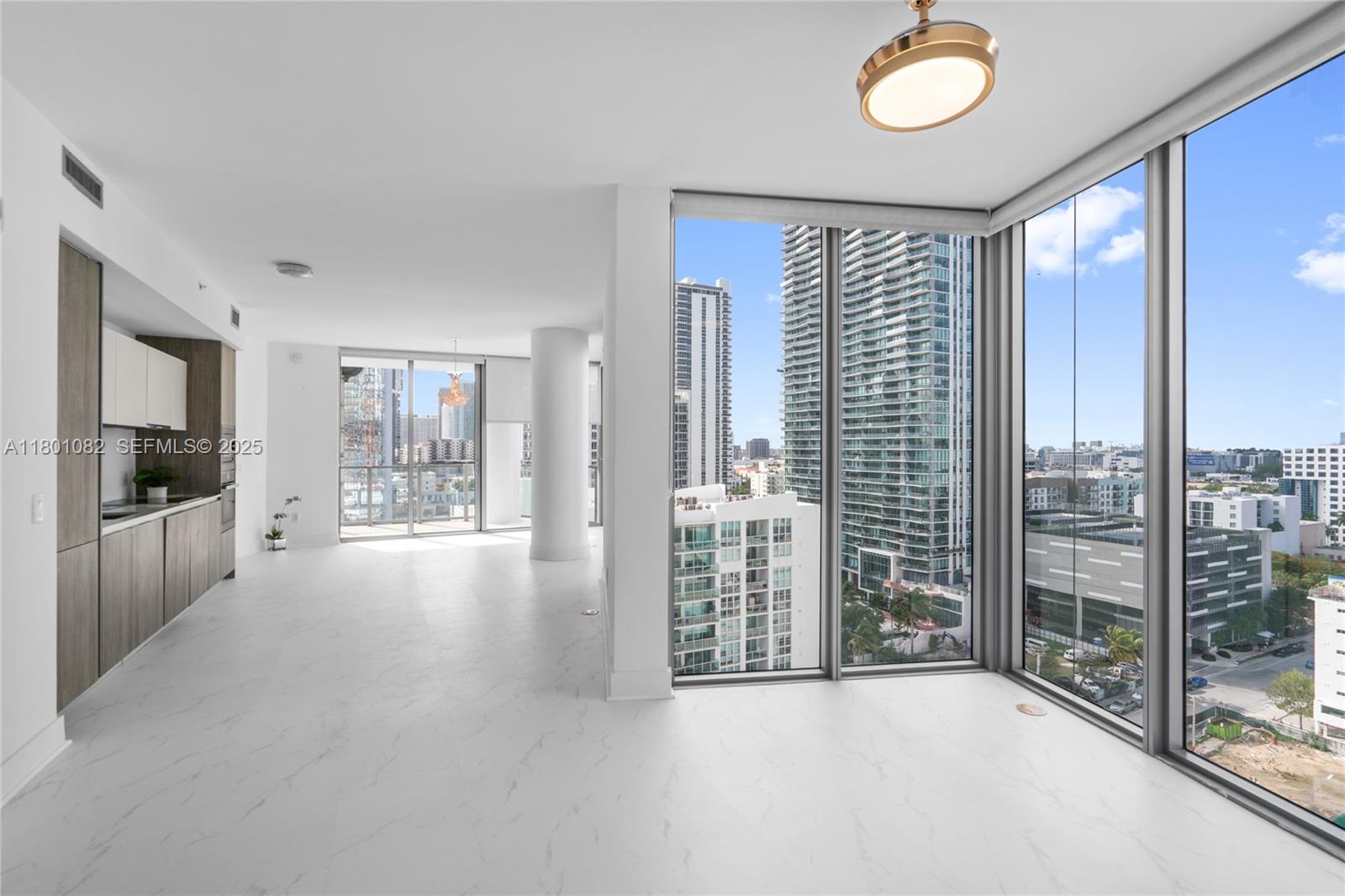 BISCAYNE BEACH CONDO - Residential