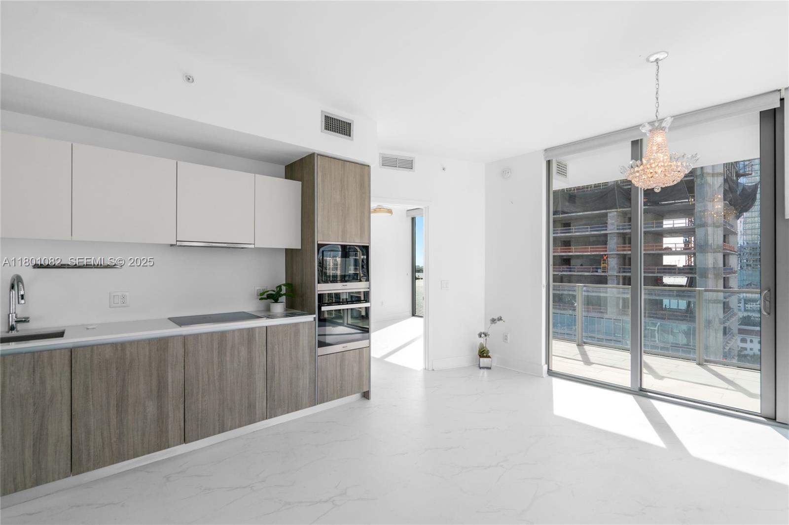 BISCAYNE BEACH CONDO - Residential