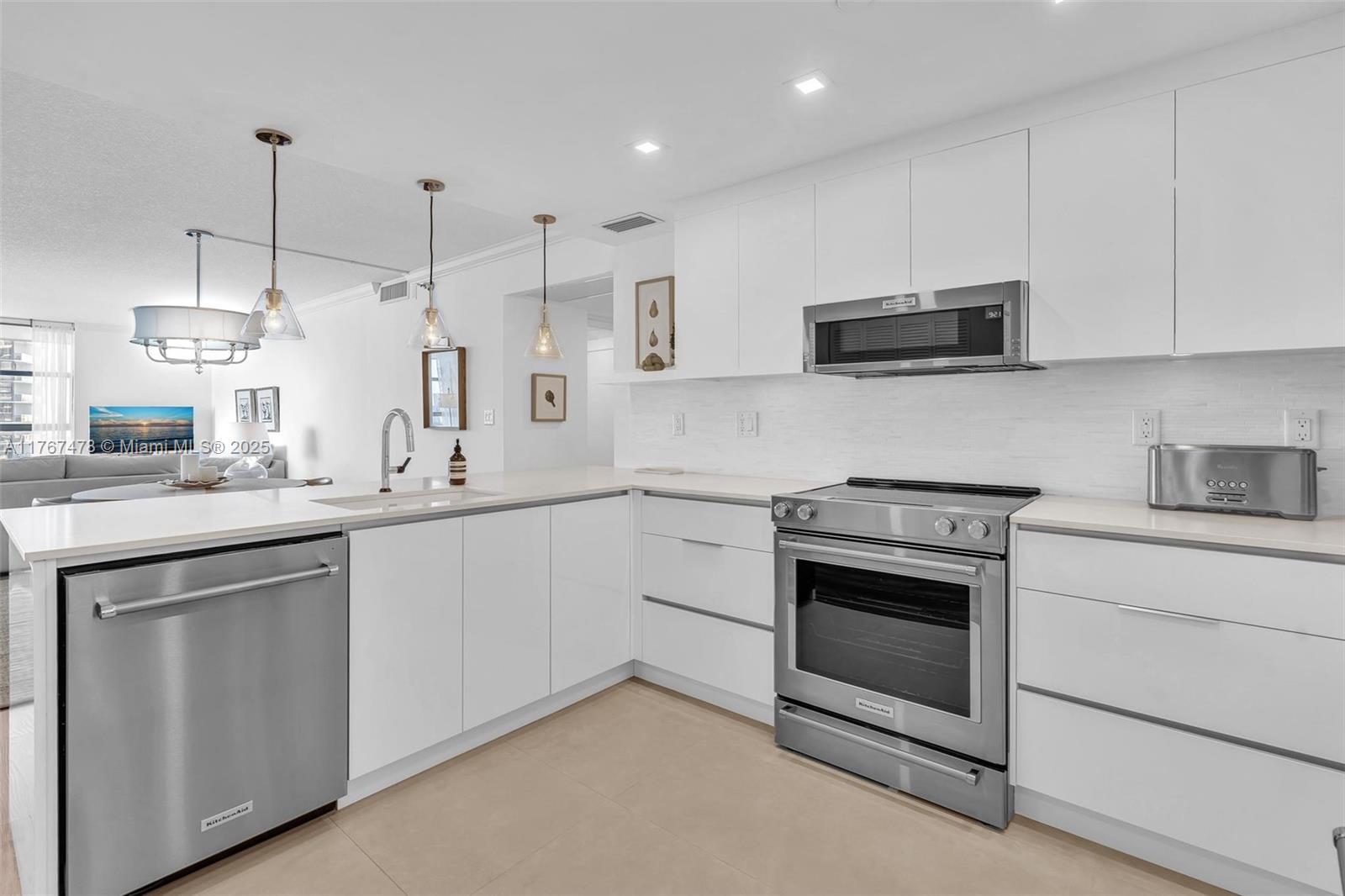 WATERVIEW CONDO - Residential