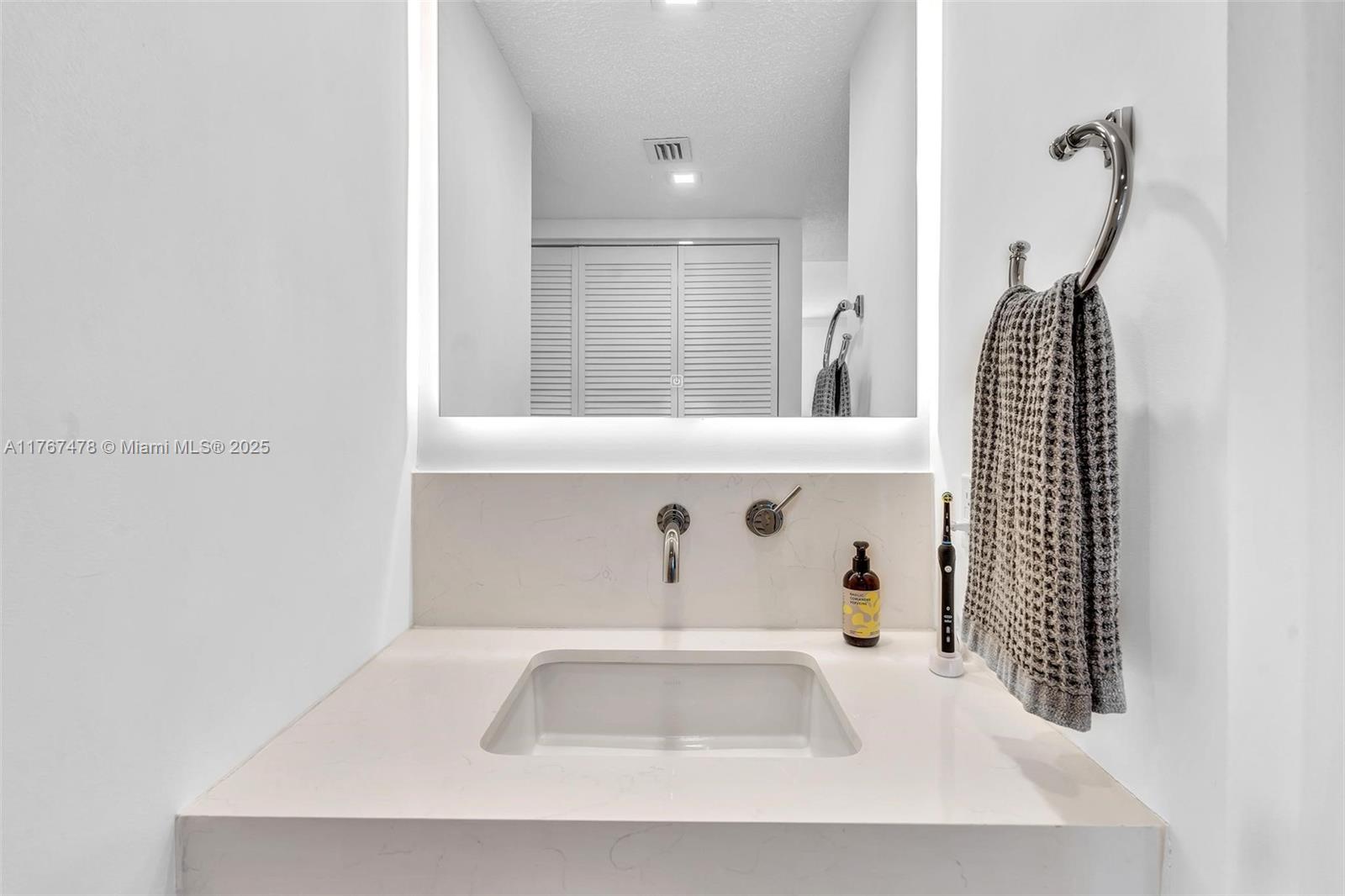 WATERVIEW CONDO - Residential