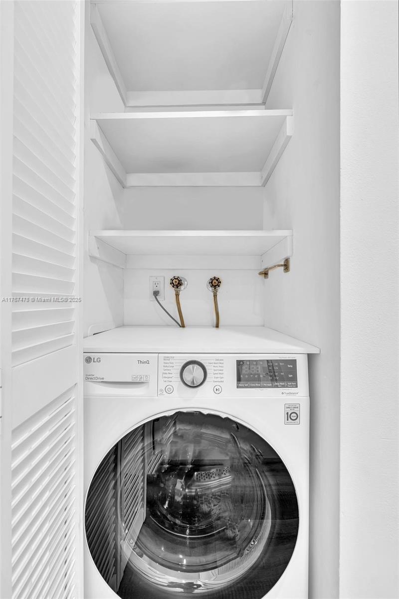WATERVIEW CONDO - Residential