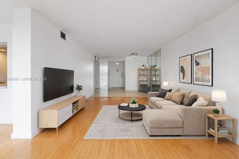 800 Parkview Dr 224 Hallandale Beach FL 33009