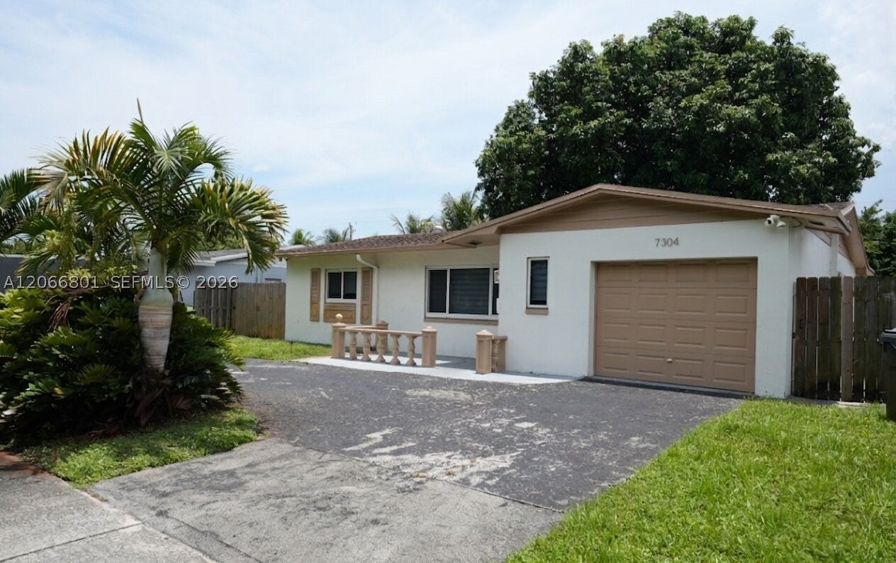7304 Mckinley St - Image 1
